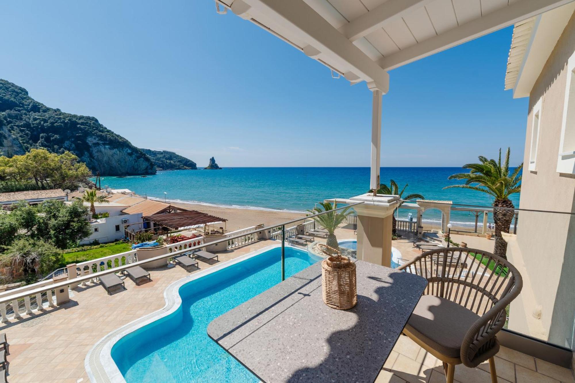 Sea Breeze Hotel & Apartments Agios Gordios  Exterior photo